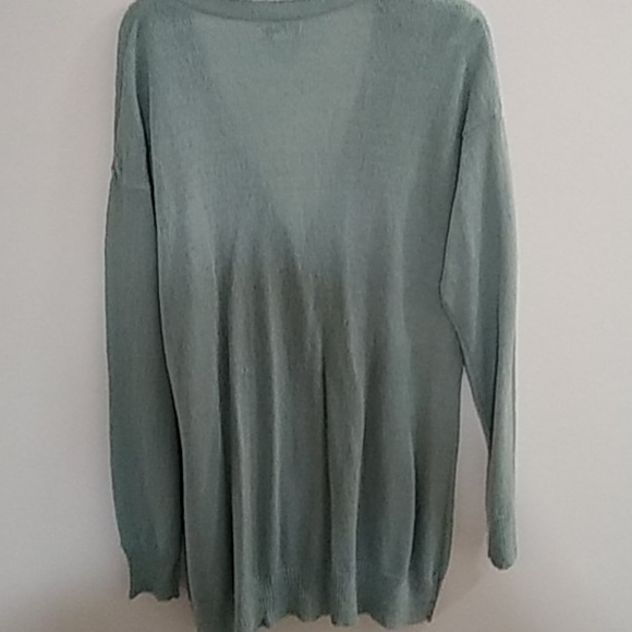 Women's light green sweater - Picture 2 of 4